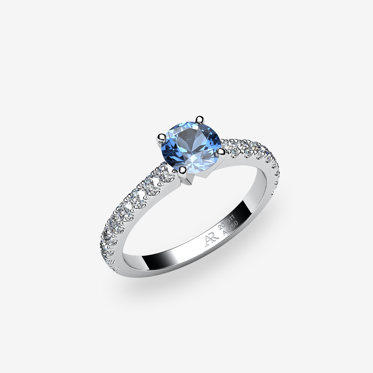 Platinum 950‰ Aquamarine solitaire engagement ring