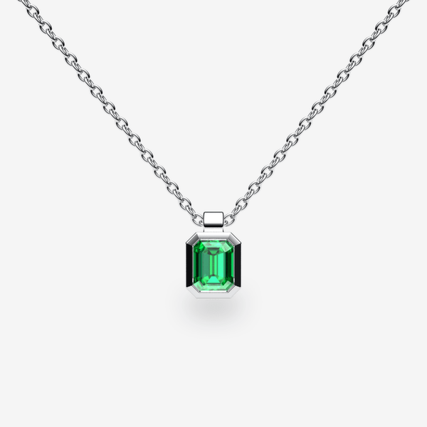 Venice Platinum 950‰ Emerald bezel set pendant